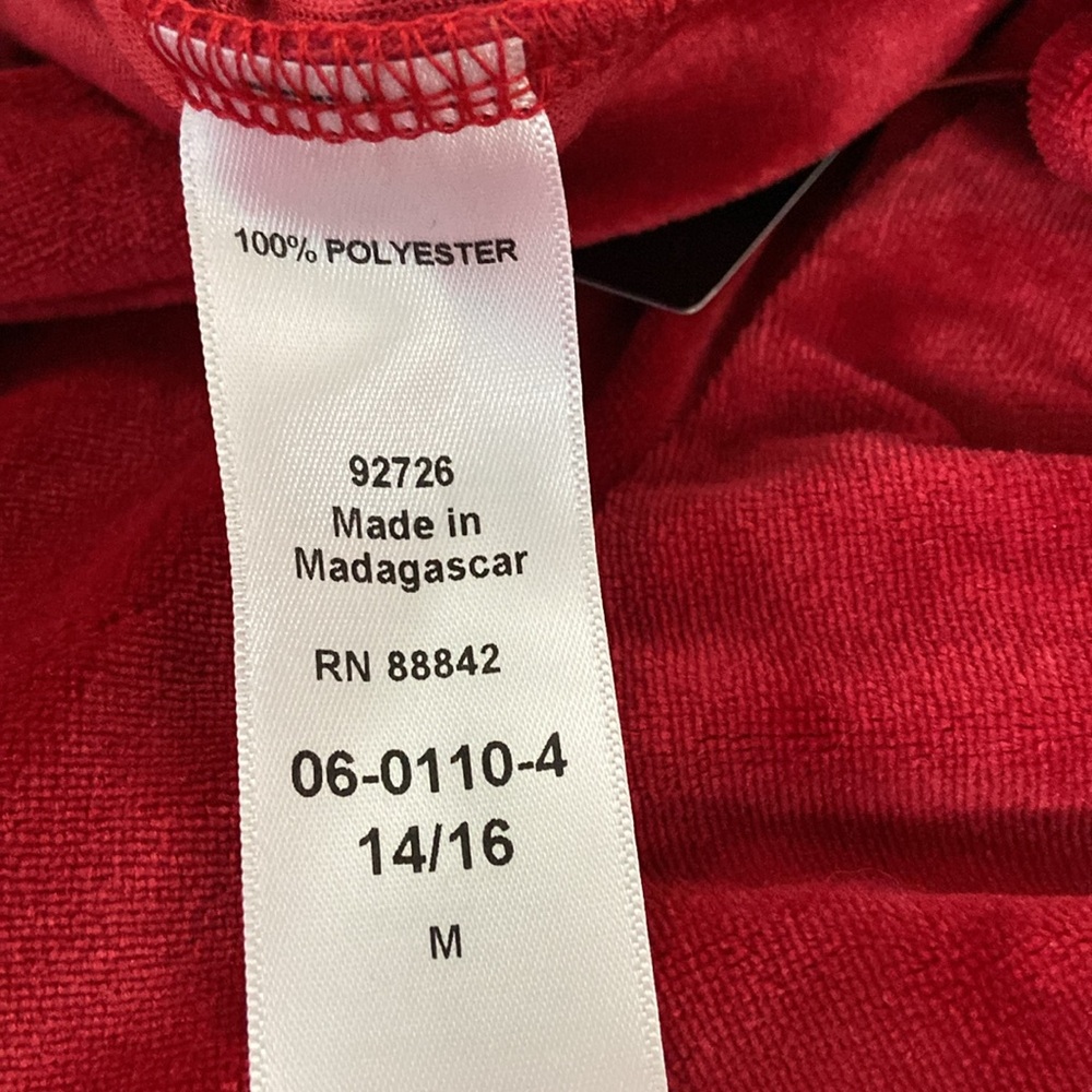 New Zip Front Velour Smocked Robe Plus Size 14 16 Christmas Only
Necessities - Picture 5 of 6